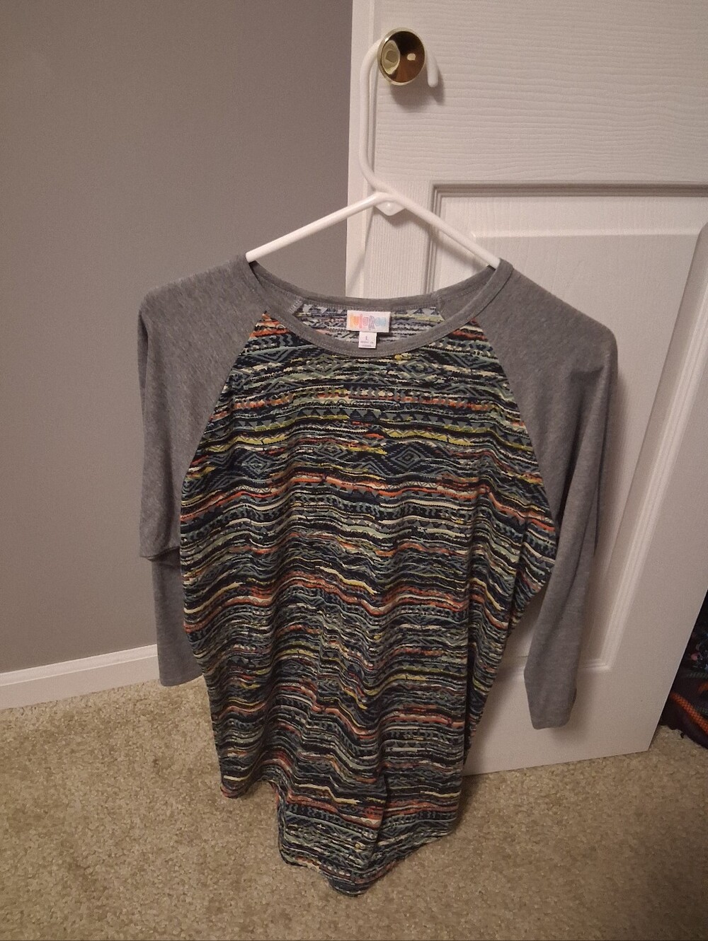 Women's LulaRoe 3/4 length sleeve top